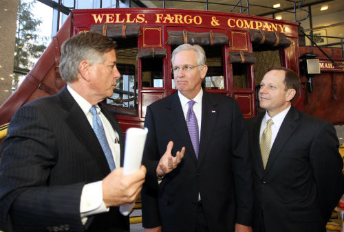 Danny Ludeman, Gov. Jay Nixon and Mayor Francis Slay at the Wells Fargo Advisors announcement July 27, 2012.