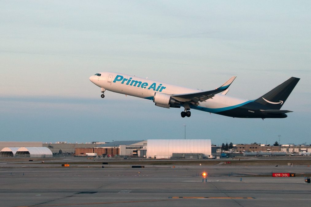 PrimeAir Airplane Departing St. Louis Lambert International Airport