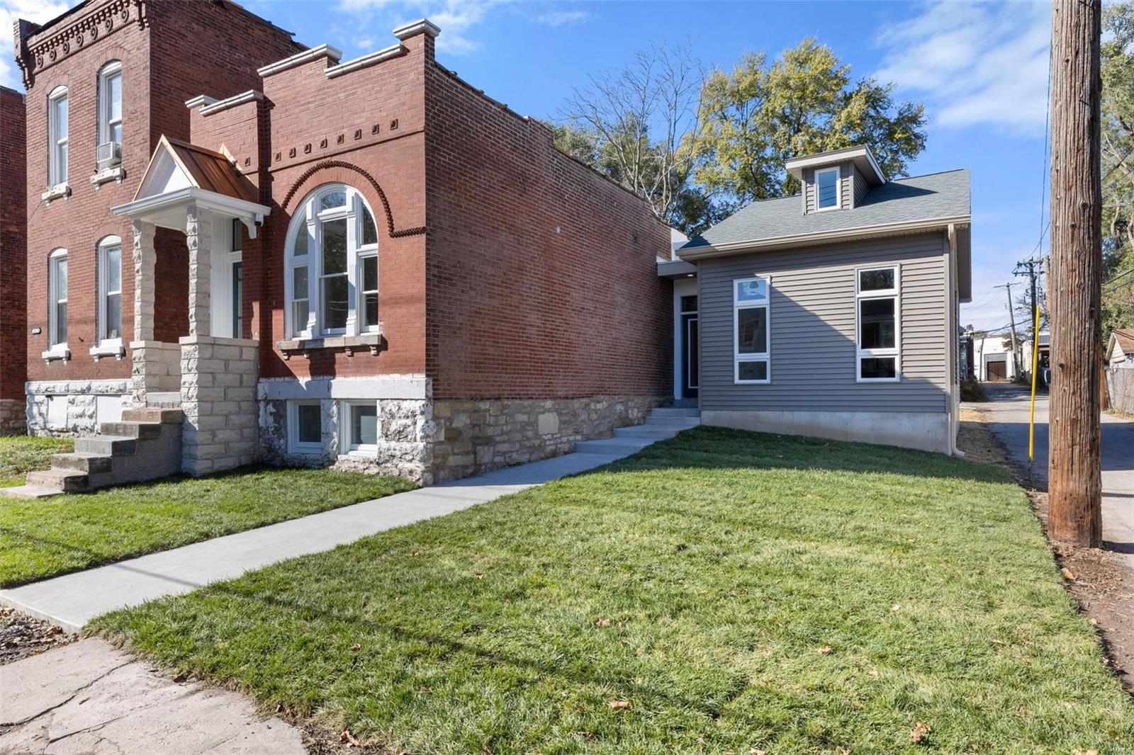 3417 Louisiana  exterior at an angle