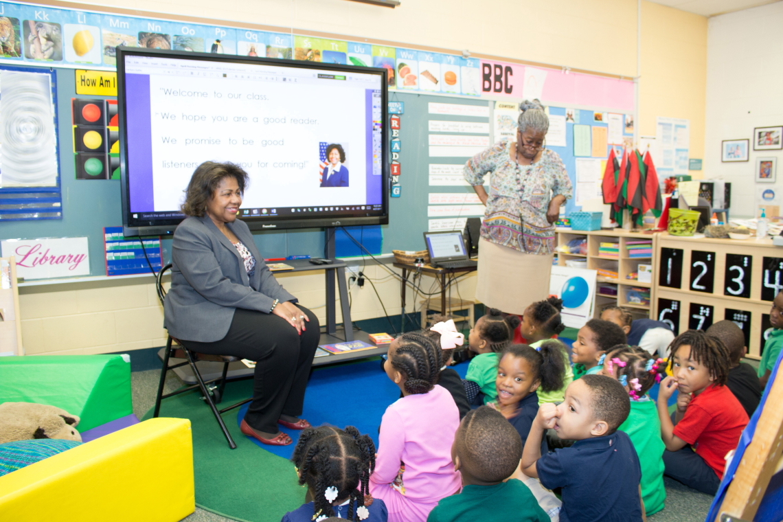 Comptroller Darlene Green is greeted by preschool students at Lexington Elementary during Week of the Young Child, April 2017