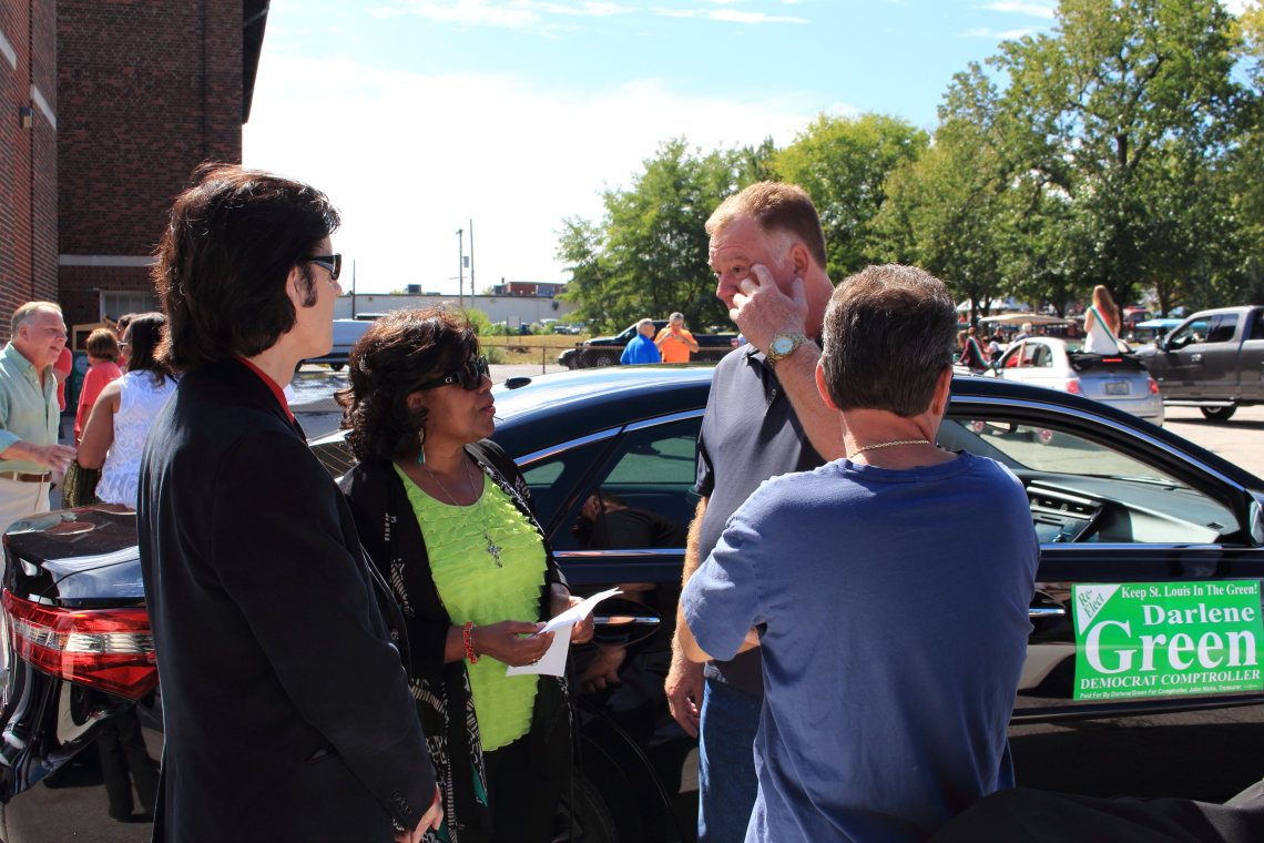 Photo from Comptroller Darlene Green's participation in the 2017 Columbus Day Parade.