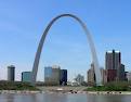 gateway arch on the riverfront