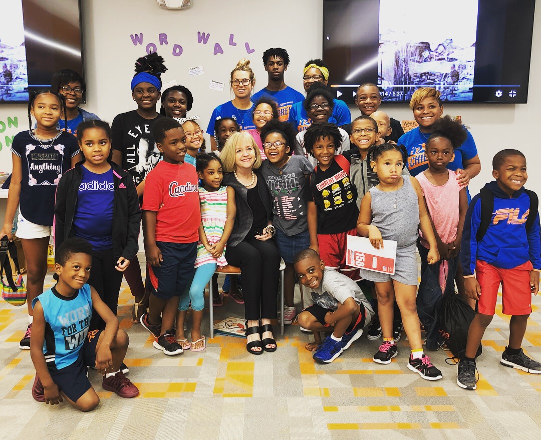 Mayor Krewson read to kids at the CDF Freedom Schools at the Deaconess Foundation.