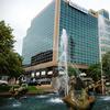 Aloe-Plaza-water-fountain