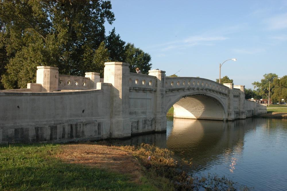 Fairground Park Lake bridge