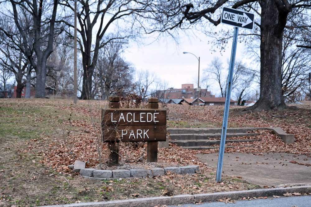 Laclede Park sign