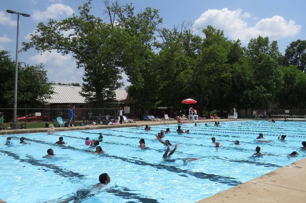 Marquette Park swimming pools