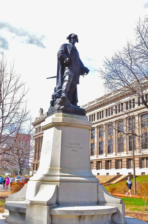 Statues | Washington Square Park Amenities | City of St. Louis Parks