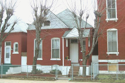 Iowa Street in the Gravois-Jefferson Streetcar District