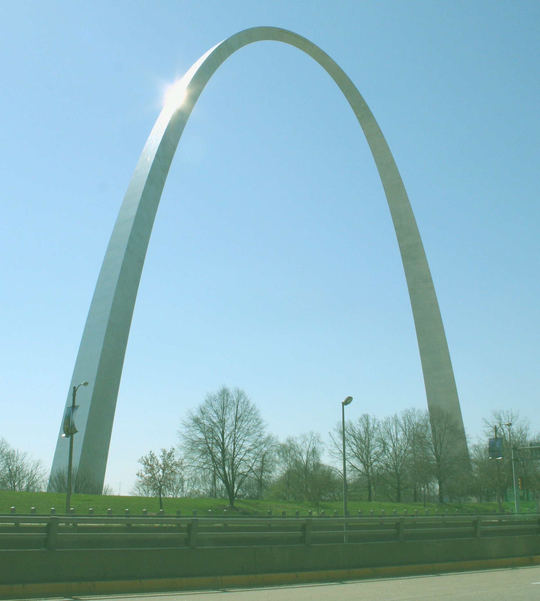 Gateway-Arch-National-Historic-Landmark