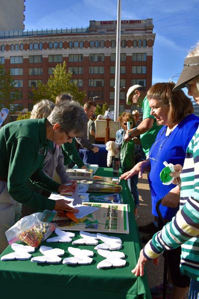Migration Event Goers Building Monarch Butterflies