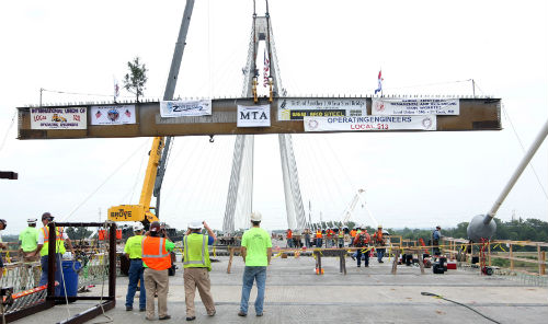 Last span of the Stan Musial Veterans Bridge placed on July 26, 2013.