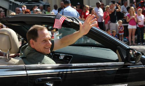 Mayor Francis Slay in the 2013 VP Parade on July 4, 2013.