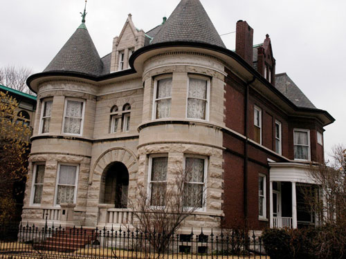 Mansions surrounding Lafayette Square Park