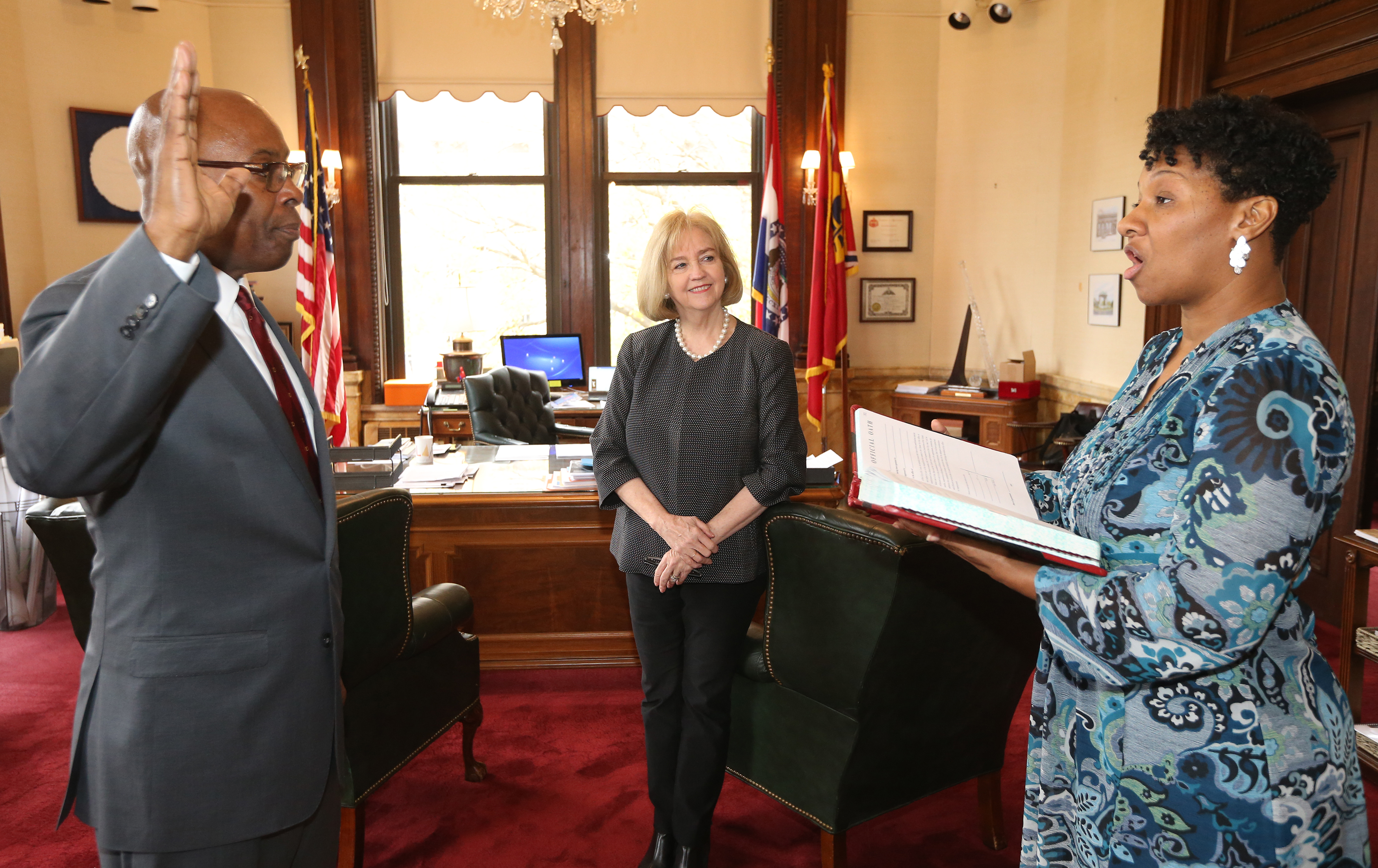 Judge Edwards is sworn in as the new Director of Public Safety on Nov. 6, 2017.