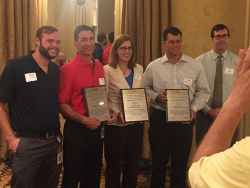Cindy Riordan (c) Tony Meyers, Jr. and employees from Laclede Gas receive APWA Award for the Laclede Gas IMap System
